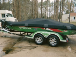 Custom boat travel cover