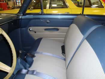 Ford Crestliner interior - original